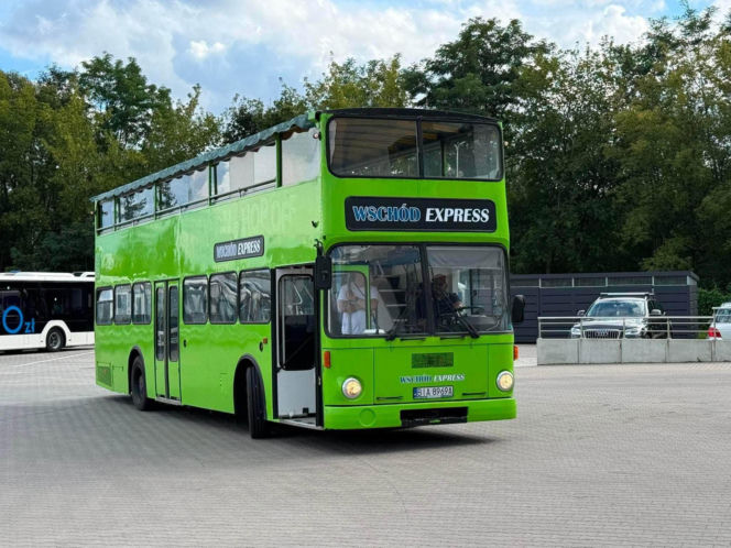 Kultowe autobusy opanowały Starachowice! Ruszył III Zlot i świętowanie 70-lecia komunikacji