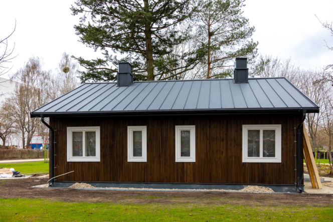 Domki fińskie na Polu Mokotowskim w Warszawie