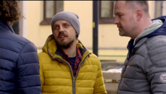 O mnie się nie martw 2 odcinek 12, Krzysiek Małecki (Paweł Domgała)