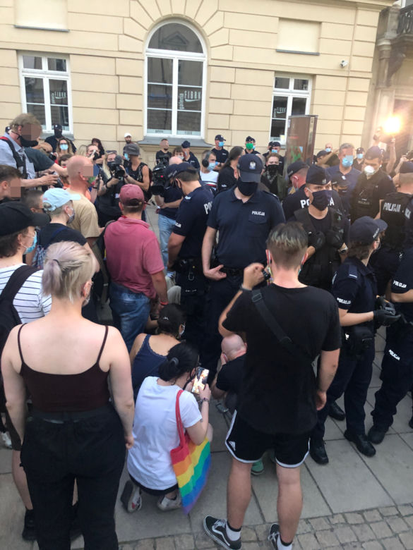 Protest na Krakowskim Przedmieściu