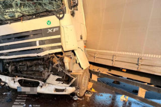 Nagranie z kabiny tira trafiło do sieci. To dlatego doszło do wypadku na A1