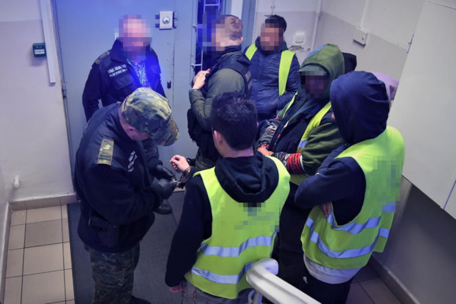 Wielka akcja Straży Granicznej w Śląskiem. Wpadło blisko 40 osób, w tym w Sosnowcu