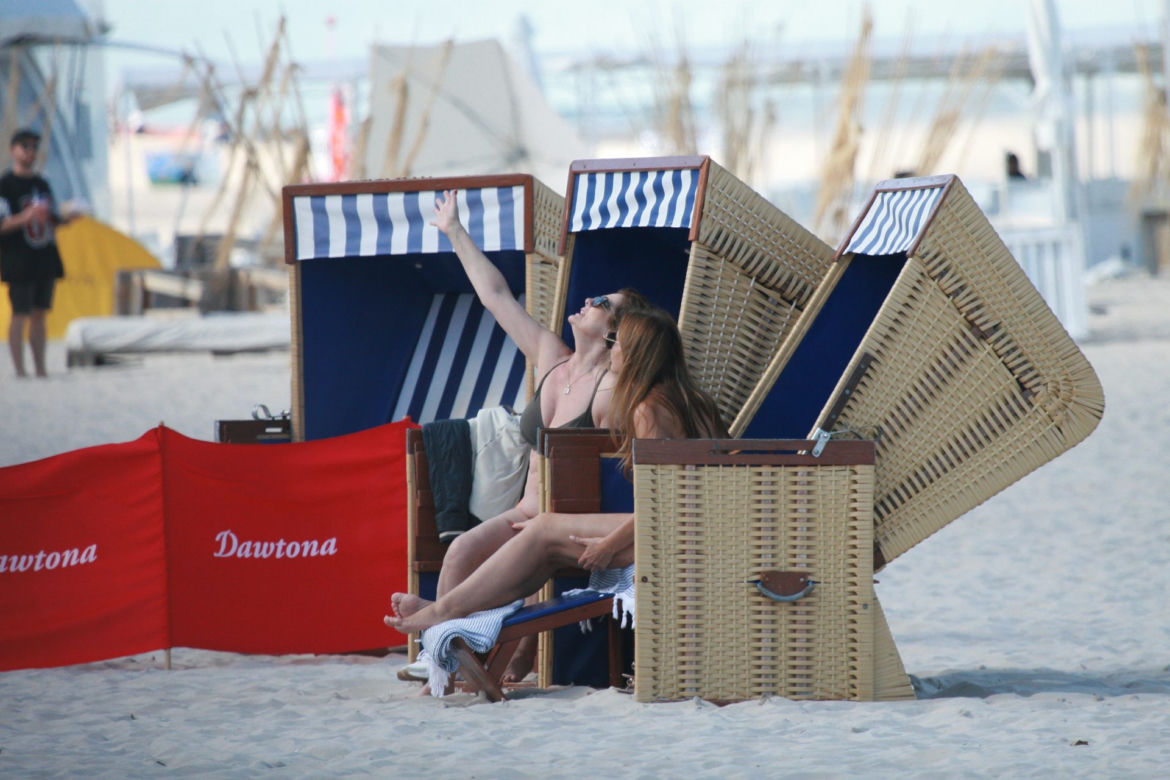 Grażyna Szapołowska na plaży