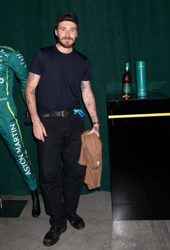 Victoria Beckham UKRADŁA synowi pierwszy taniec!