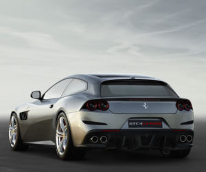 Ferrari GTC4Lusso