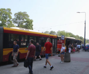 Lepiej dla autobusów, gorzej dla ludzi