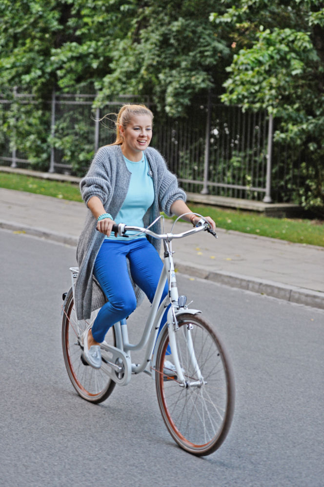 Anna Powierza walczy o zgrabną sylwetkę na rowerze
