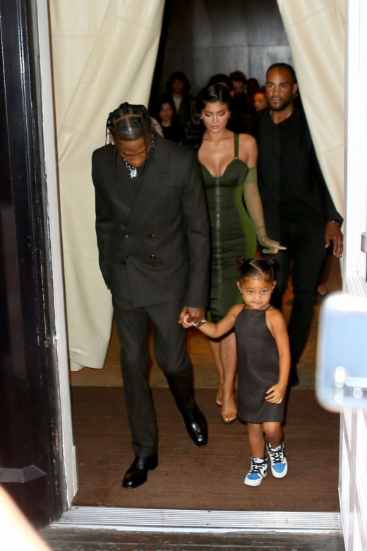 Kylie Jenner, Travis Scott i Stormi Webster