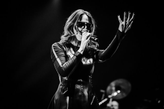 Misternie zaplanowane wizualne widowisko – Epica, Amaranthe i Charlotte Wessels zagrali w Warszawie [RELACJA]