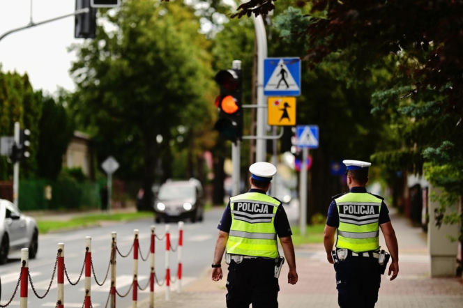 Bezpieczna droga do szkoły. Policjanci z Ostrzeszowa ruszyli w teren