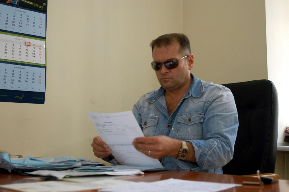 Aż trudno uwierzyć, że tak kiedyś wyglądał Krzysztof Rutkowski. Co za metamorfoza!