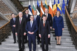 Premier alarmuje! Po zakończeniu wojny Rosja przerzuci siły pod naszą granicę