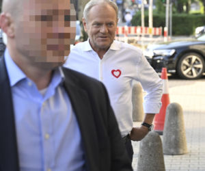 Tusk wezwał na dywanik KO