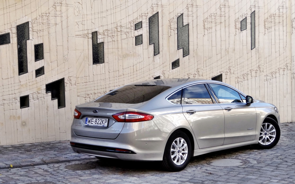 Ford Mondeo 2.0 Hybrid eCVT Titanium