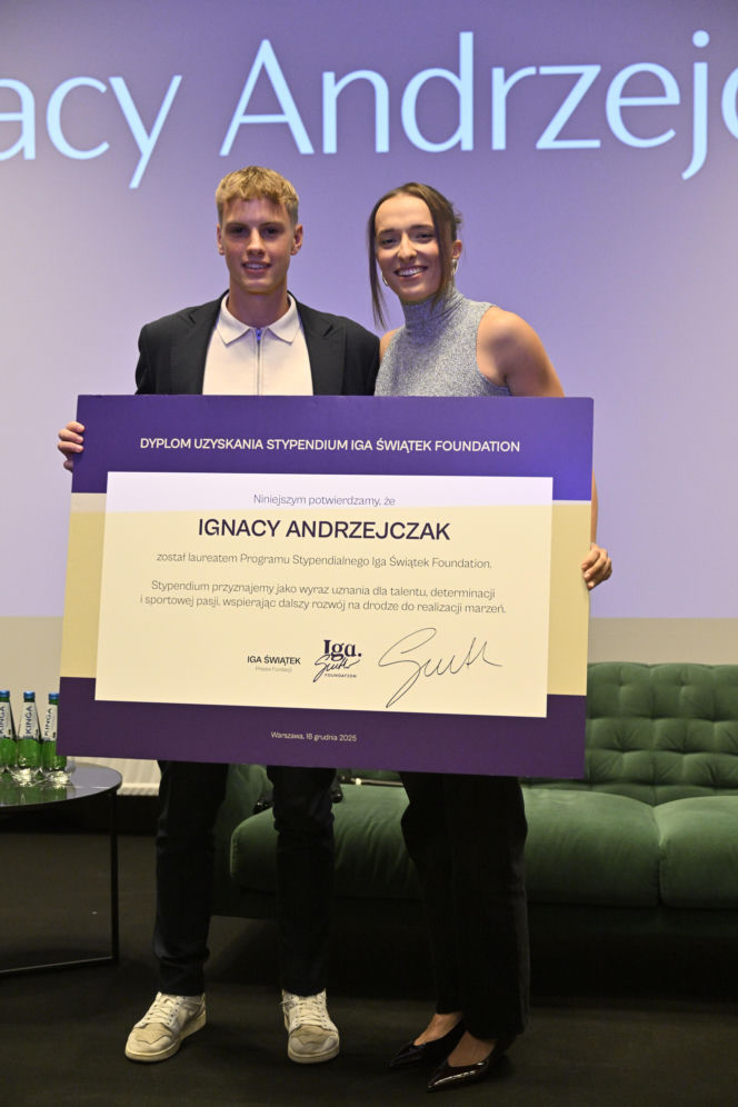 Iga Świątek rozdała stypendia