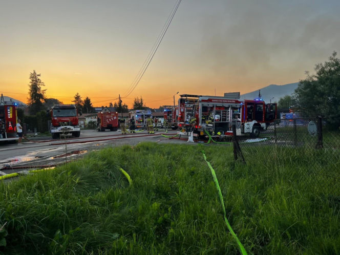 Pożar hali magazynowej w Mszanie Dolnej