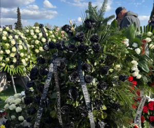 Wieniec, jaki Doda złożyła na grobie Łukasza Litewki