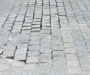 Zniszczenia na ulicy Bogusława