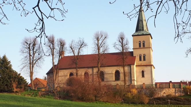 Kościół pw. św. Jakuba Większego w Dłużynie