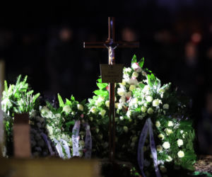 Grób Żory Korolyova tonie w kwiatach