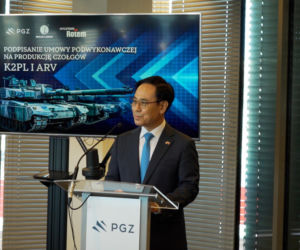 4 umowy wykonawcze Bumar-Łabędy