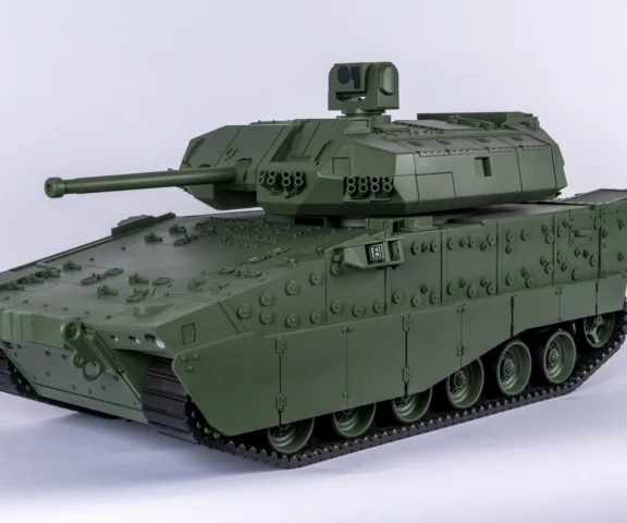 General Dynamics prezentuje Wolf XM30. Cyfrowy drapieżnik nowej generacji, który może zastąpić Bradleya