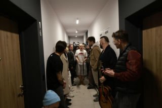 Były lokator mieszkania Łatwoganga ujawnia. Padło szokujące pytanie!