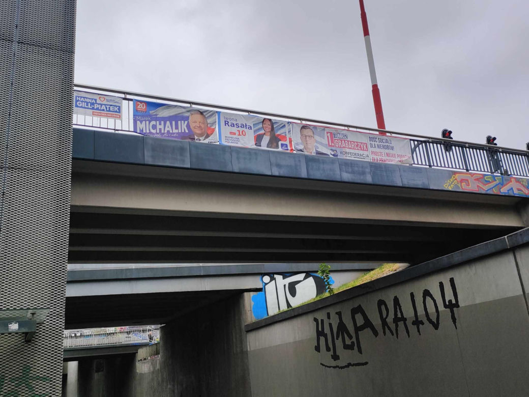 Plakaty wyborcze w Łodzi. Jest ich mnóstwo. Co się z nimi stanie po wyborach?