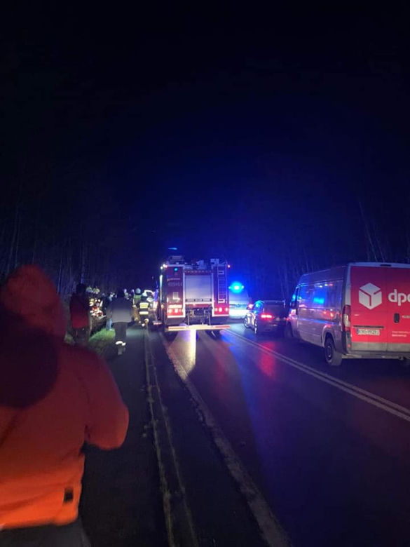 Tylmanowa. Dwie osoby zginęły w makabrycznym wypadku. Dziecko trafiło do szpitala