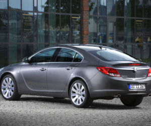 Opel Insignia hatchback, model 2011