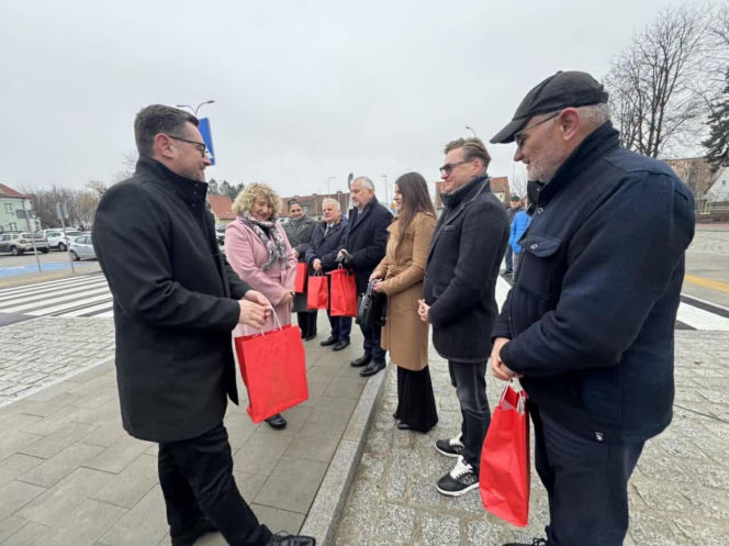 Plac Dworcowy w Pasłęku już gotowy