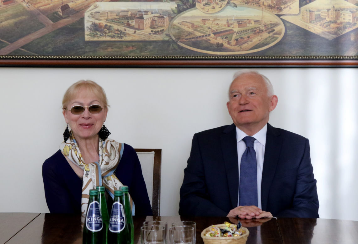 Leszek Miller z żoną Aleksandrą, 2019r.