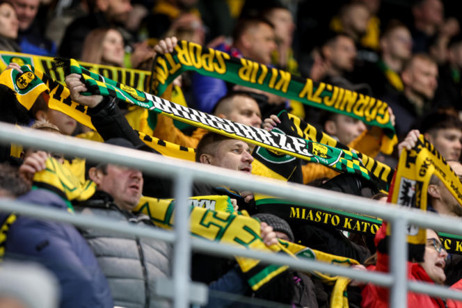 GKS Katowice - Górnik Zabrze: Zdjęcia kibiców z Derbów Śląska w ramach 23. kolejki PKO BP Ekstraklasy