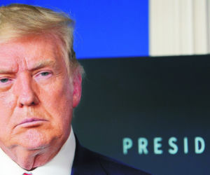 Trump nie składa broni