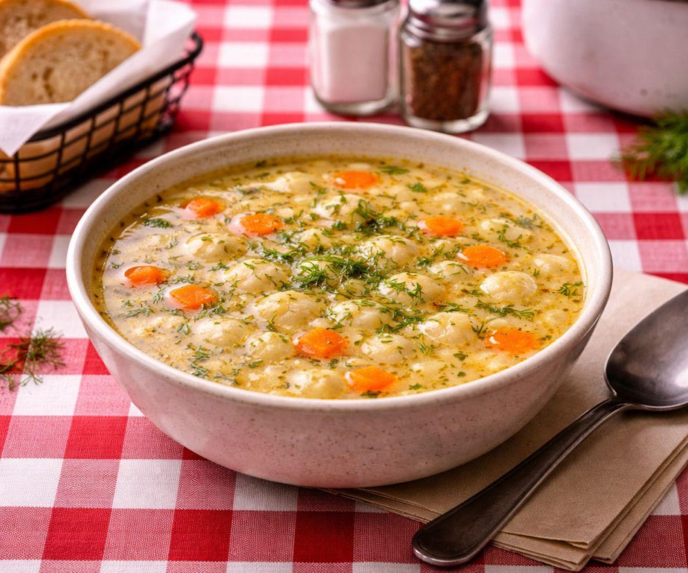 Zupa zacierkowa, jak z baru mlecznego