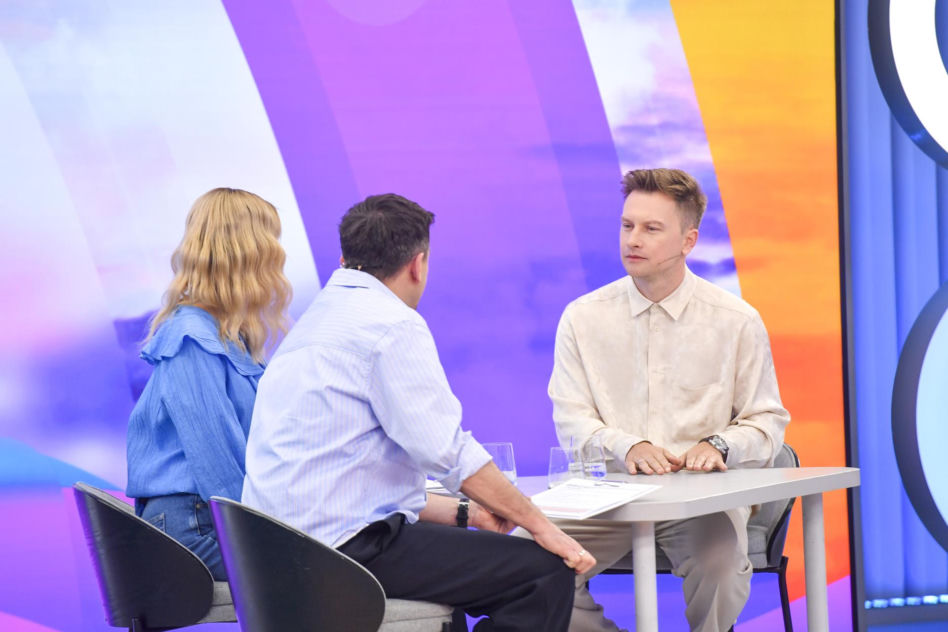 Od nastolatka z "Na Wspólnej" do eleganckiego mężczyzny. Tak zmieniał się Jakub Wesołowski