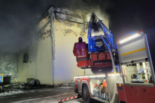 Duży pożar pod Częstochową. Płonie hala produkcyjna