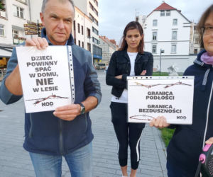 Opole. Protest w obronie dzieci z Michałowa [ZDJĘCIA]