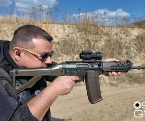 Karabin SIG 553 - niezawodność Kałasznikowa w szwajcarskim wydaniu