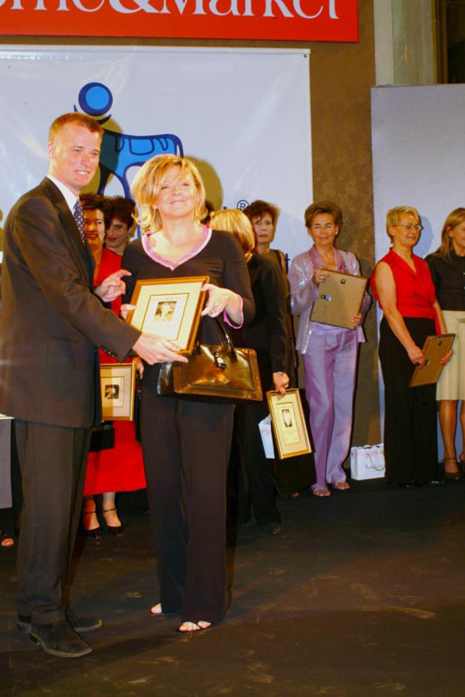 Magda Gessler wyglądała kiedyś zupełnie inaczej! Na starych zdjęciach aż trudno uwierzyć, że to ona
