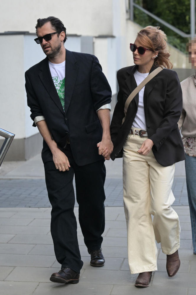 Katarzyna Wajda czekając na rozwód, całowała się w sądzie