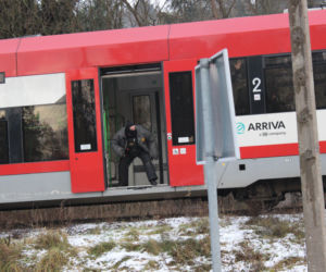 Nożownik i pożar w pociągu! [ZDJĘCIA]