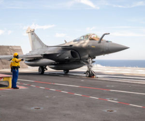 Charles de Gaulle na Atlantyku i Bałtyku. Francuska demonstracja siły i solidarności z NATO