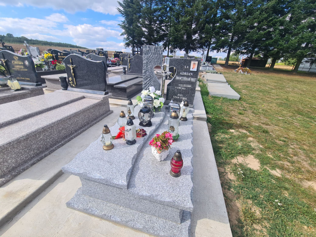 Adrian miał tylko 22 lata. Zginął w wypadku motocyklowym w Pantalowicach [GALERIA]
