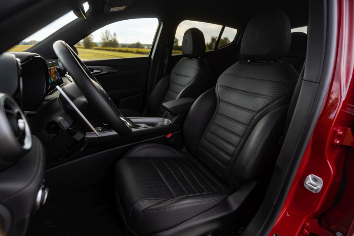 Alfa Romeo Tonale 1.5 T4 Hybrid 130 KM Edizione Speciale