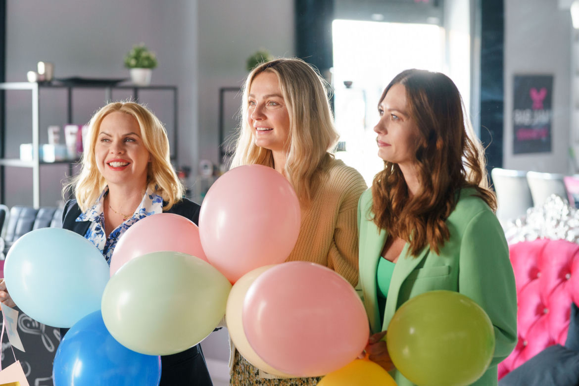 Przyjaciółki 18 odc. 218.  Zuza (Anita Sokołowska), Anka (Magdalena Stużyńska), Inga (Małgorzata Socha)