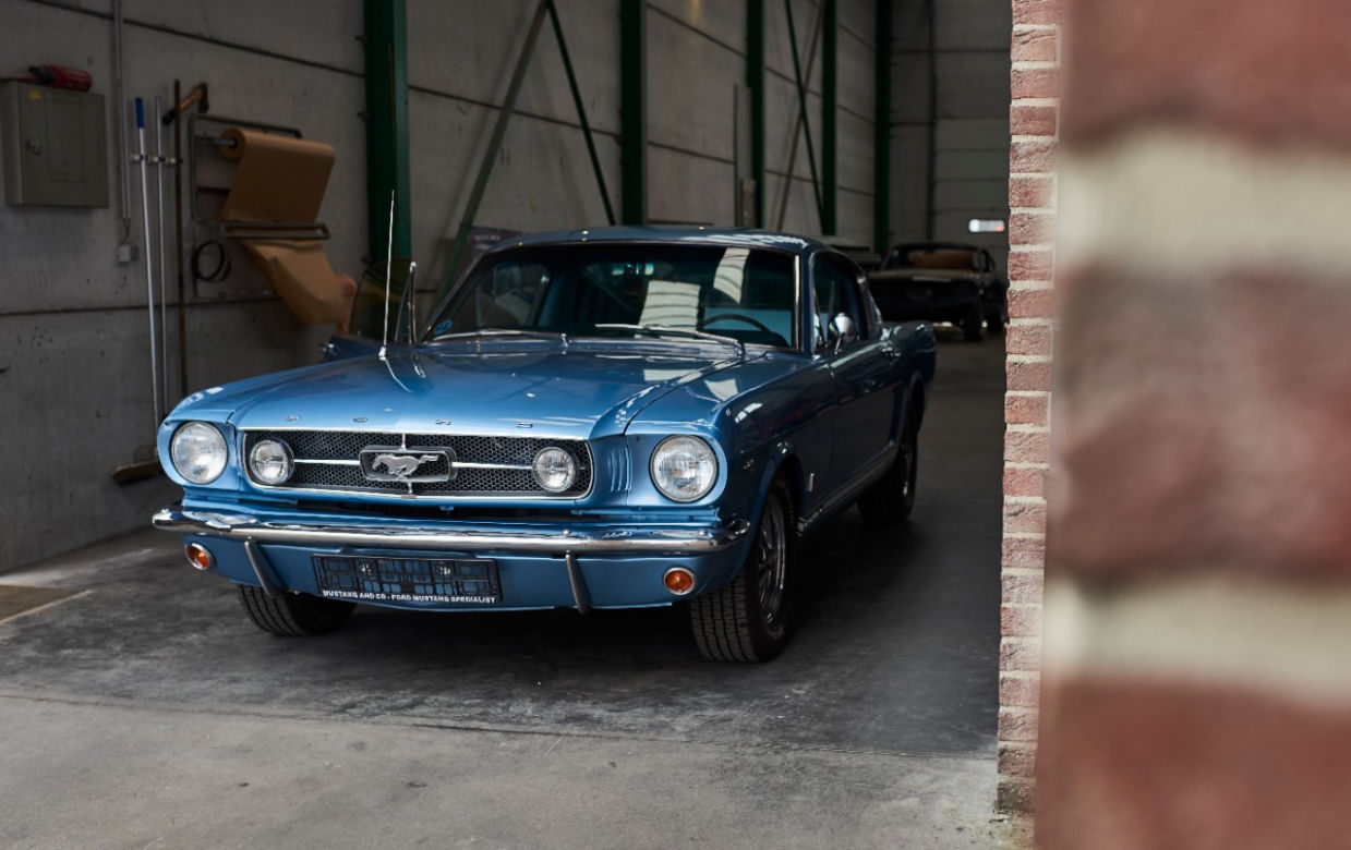 Zegarki z zabytkowych Mustangów
