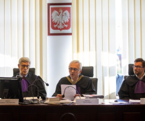 Lubieżny ginekolog płaci nam ochłapy