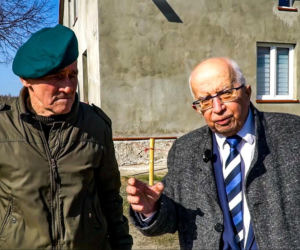 Czy znany zaklinacz byków straci swoje ranczo? 