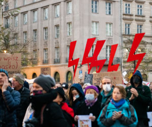 Kraków: Ani jednej więcej. Protest po śmierci ciężarnej Izabeli z Pszczyny
